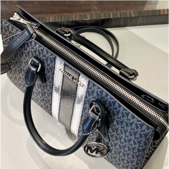 Michael Kors Sheila MediumSignature Logo and
Metallic Satchel Crossbody - Picture 10 of 12